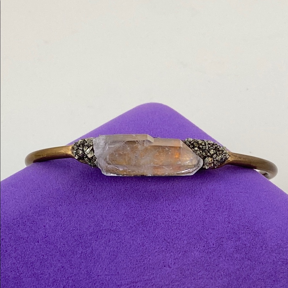 💛 Elegant Dea Dia Brass Crystal Bracelet